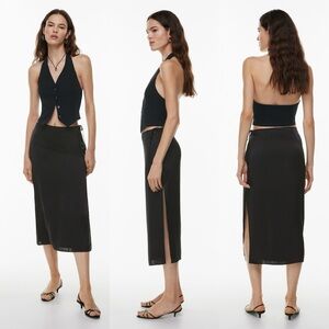 Aritzia Wilfred Elixir Satin Skirt